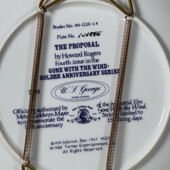 'The Proposal' Gone With The Wind Art Glass Plate No.121896 Full Set + Hanger - Picture 8 of 8